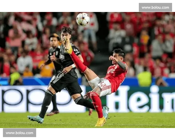 强强对话焦点战前瞻球队vs佛罗伦萨胜负走向解析全面看点预测